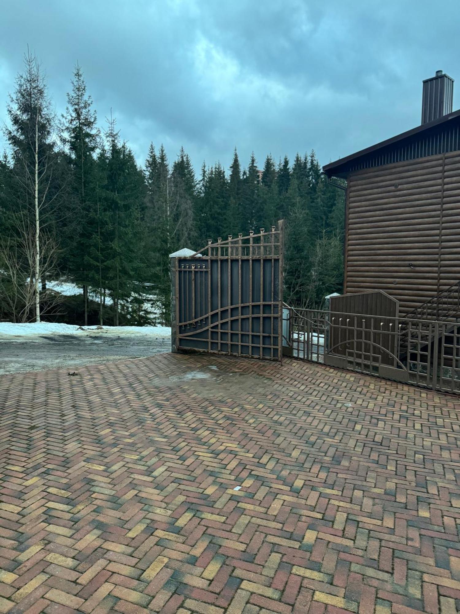 Садиба Mishel Yablunytsya Exterior foto